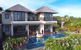 Moritz Palm Villa