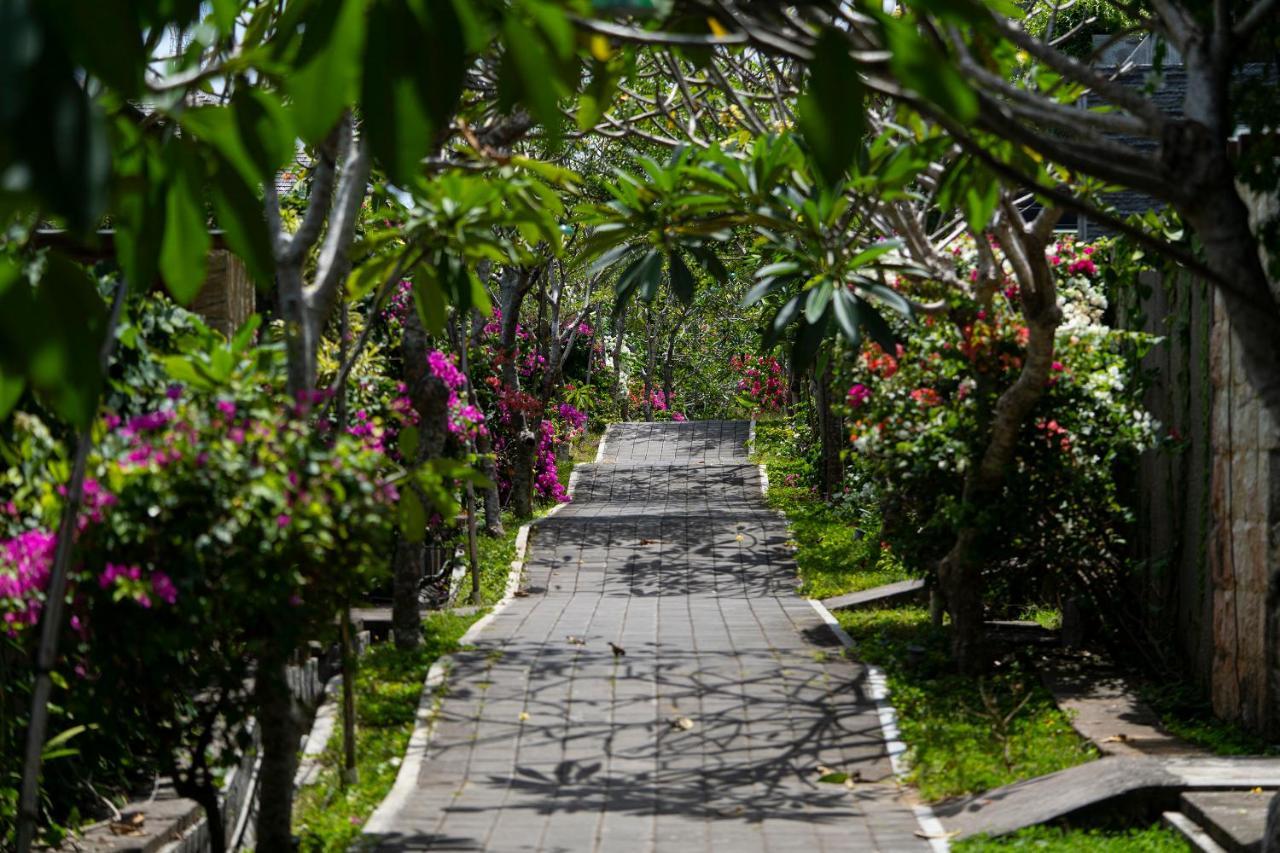 Moritz Palm Villa Ungasan  Exterior photo